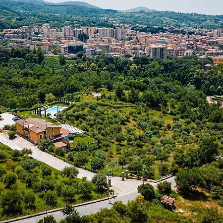 Casale Degli Ulivi Country house Pellare